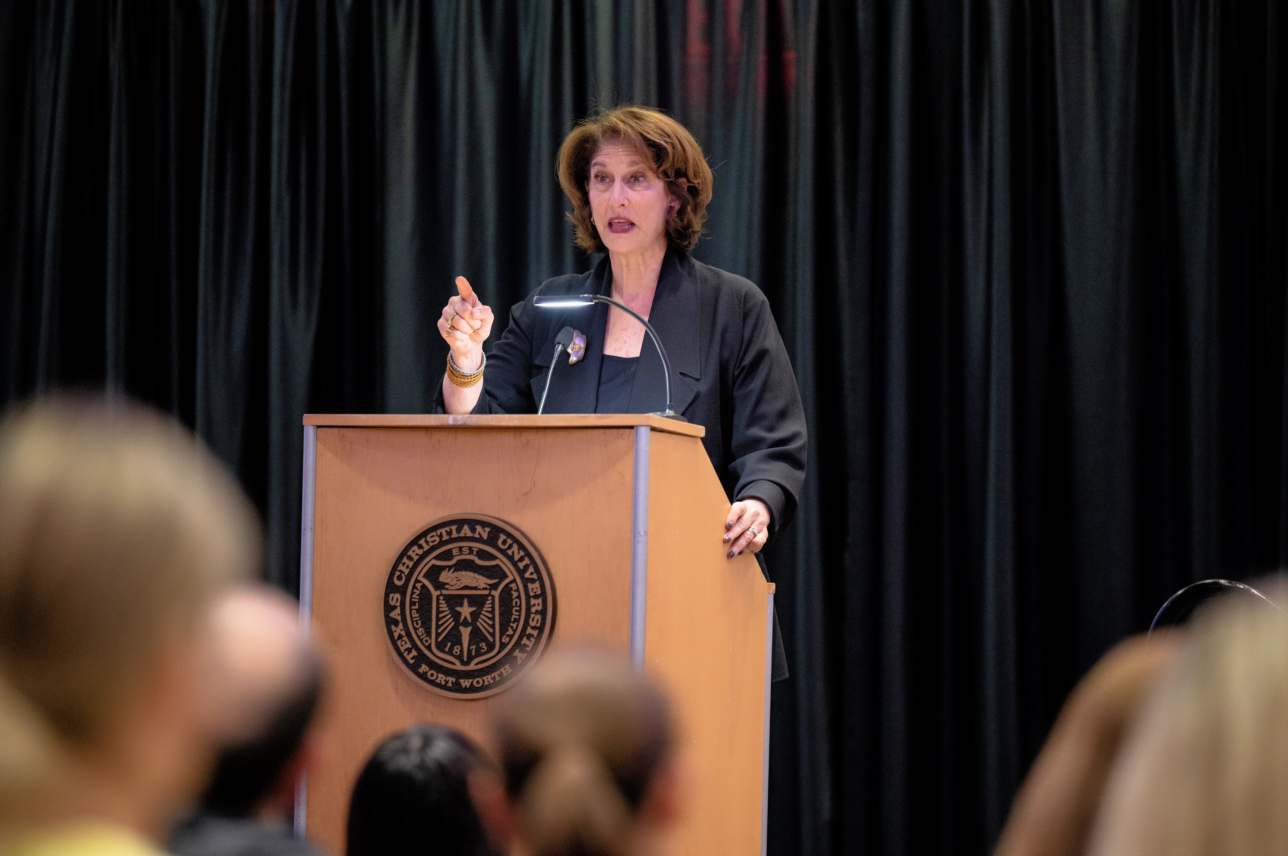 NPR national political correspondent Mara Liasson delivers remarks at the 2022 Robert D. Alexander Lecture